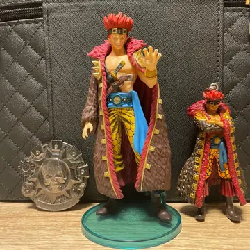 원피스 유스타스 캡틴 키드 피규어 해골 클립 키링