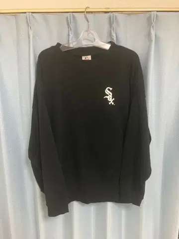 시카고 화이트삭스 블랙 맨투맨 L 사이즈