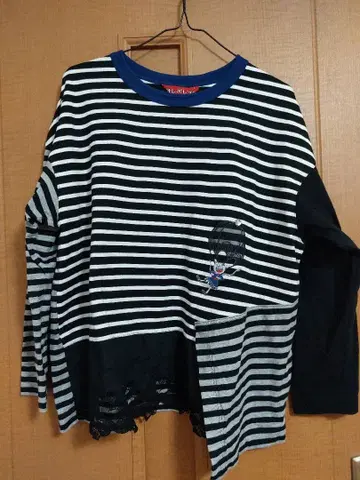 알베로베로 긴팔 상의