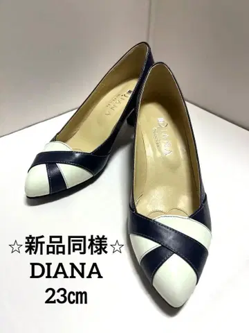 새상품급 DIANA 다이애나 가죽 네이비와 화이트 펌프스 23cm