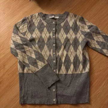 ZARA 아가일 무늬 니트 가디건 L