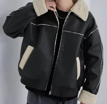 오버 사이즈 보아 안감 페이크 무스탕 자켓 L 사이즈