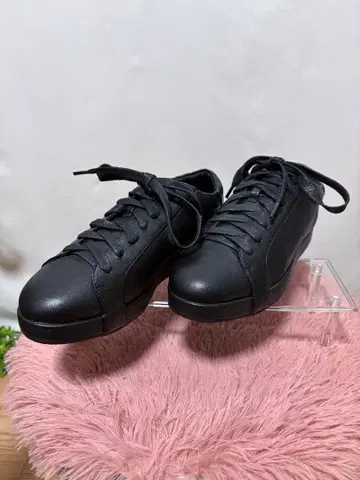 미사용 새상품 INDIVI 인디비 스니커즈 블랙 22.5cm