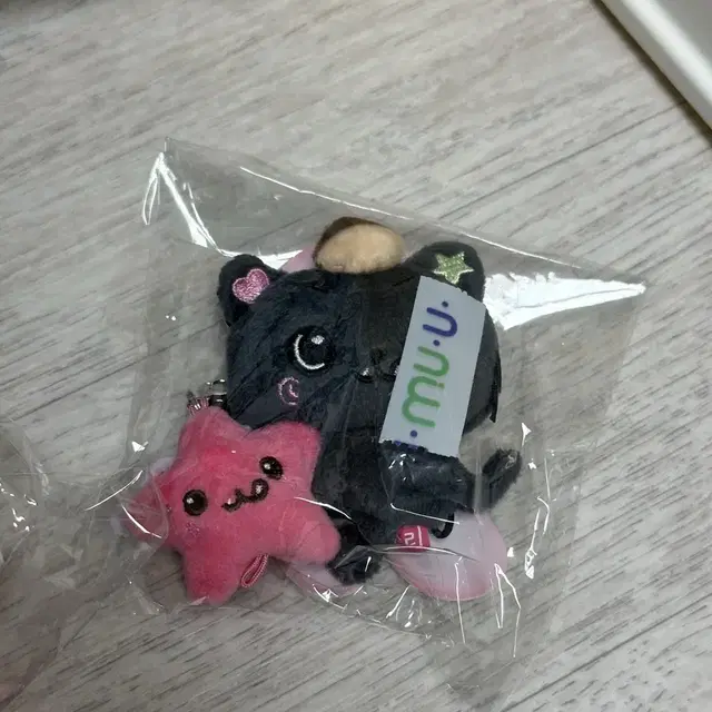 리쿠 미니돌 쿠리 엔시티위시 로그인엠디 응원봉 키링