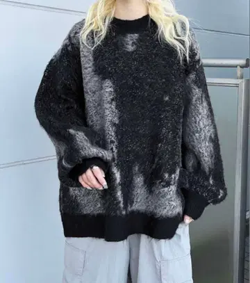 Sedacle 그라데이션 니트 오버 사이즈 니트 블랙/그레이