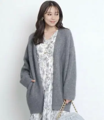 [ 인기 ] 새상품급 저스길리티 수플레 가디건 아우터 그레이