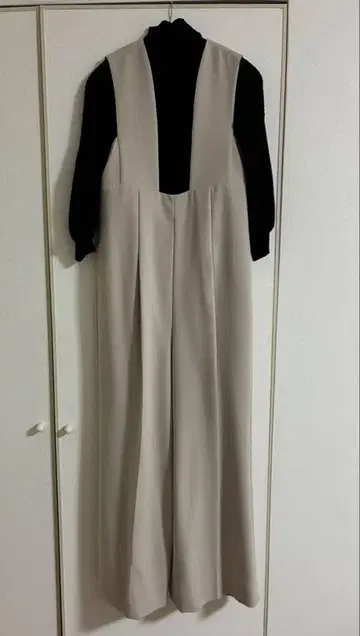 UNITED ARROWS 베이지 살로펫