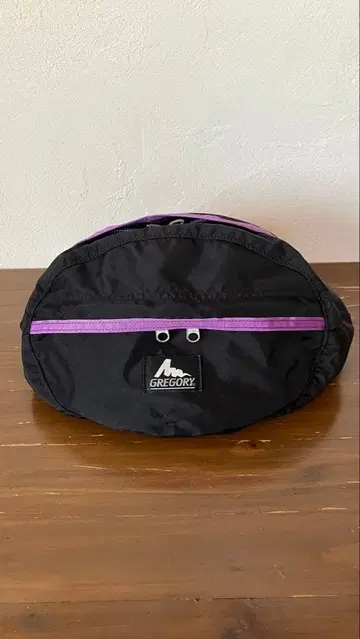 GREGORY 그레고리 바디백 블랙/보라색 미국제 USA제