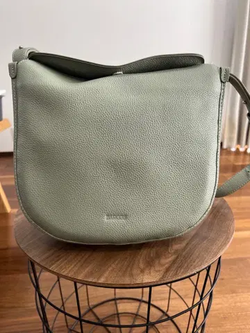 그린 가죽 숄더백