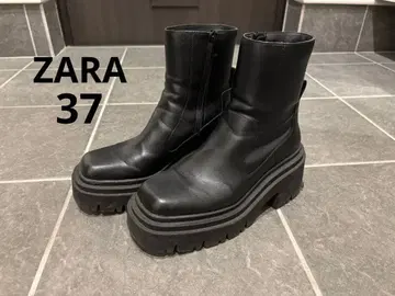 ZARA 블랙 사이드 고어 부츠 통굽 37