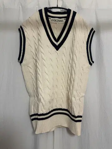INSCRIRE / 케이블 니트 V넥 베스트