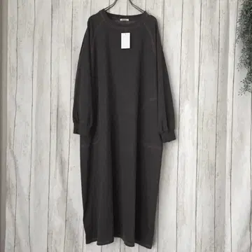 [ 미사용 ] 넉넉한 긴팔 롱 원피스