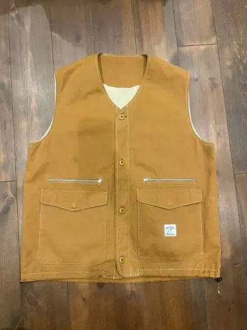 Montley 리버서블 코튼 브라운 베스트