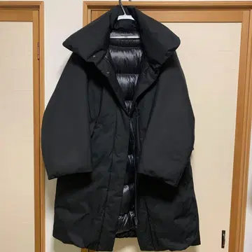 유니클로 하이브리드 다운 코트 +J