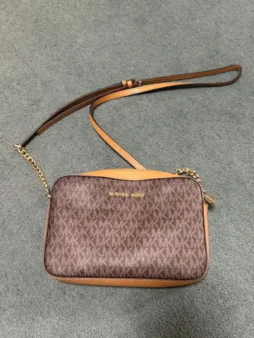 마이클코어스 MICHEAL KORS 숄더백