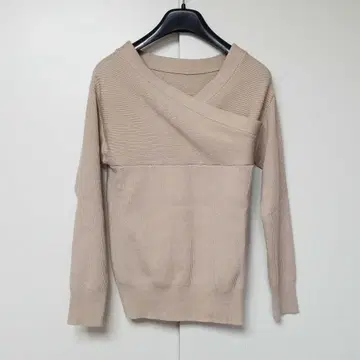 케티 셰리 긴팔 서프리스 니트 티셔츠 베이지 사이즈 M