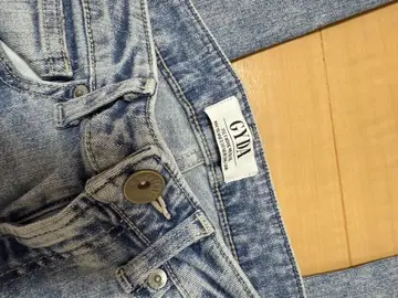 GYDA 데미지 가공 스키니 청바지