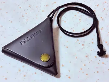 닥터마틴 삼각형 가죽 코인 케이스 지갑