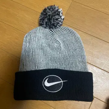 90s NIKE 나이키 꽁지 니트 모자