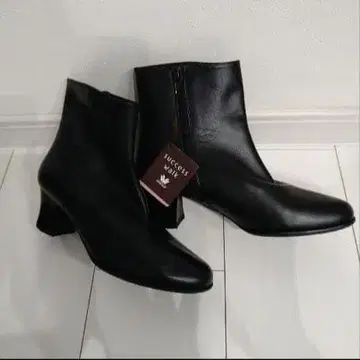 새상품 미사용 서세스워크 숏부츠 힐 5cm 소가죽