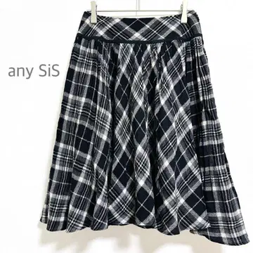 애니시스 무릎 기장 플레어 스커트 체크 무늬 라메 믹스 울 100%