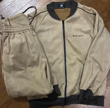 BackChannel 베이지 저리 셋업