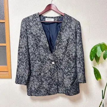 DELICE sports 노카라 자켓 꽃무늬 은 라메 실크 100%