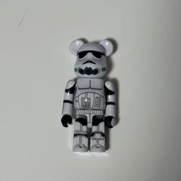 스타 워즈 베어브릭 CHASE STORMTROOPER