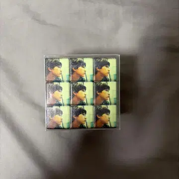 요시자와 료 사진전 루빅스 큐브 퍼즐