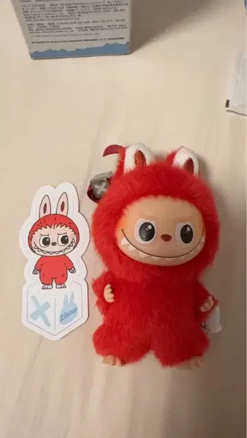 THE MONSTER PIN FOR LOVE 라브브 [ X ]