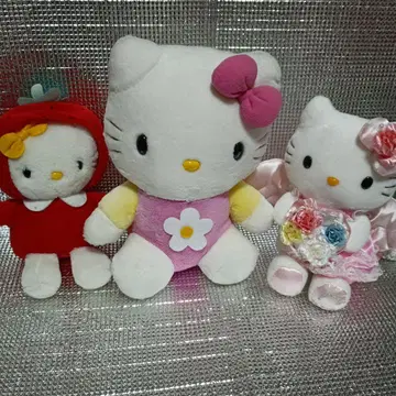 헬로키티 봉제 인형 세트