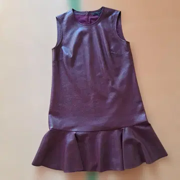 새상품급 BCBG 맥스아즈리아 무릎 기장 인조 가죽 원피스