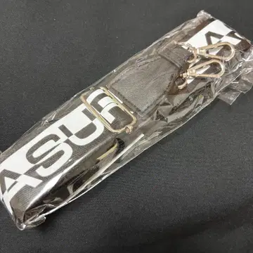 [미개봉 새상품] TREASURE 숄더 벨트