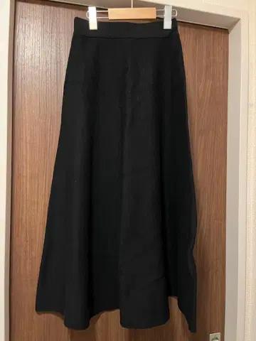 SLOBE IENA 밀라노 리브 니트 플레어 스커트