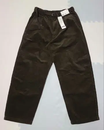 UNIQLOU 2024AW 코듀로이 턱 와이드 팬츠