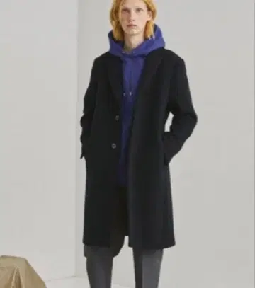 UNITED TOKYO 체스터 코트