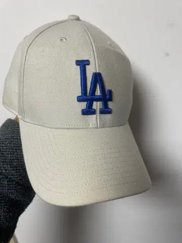 LA Dodgers 베이지 캡