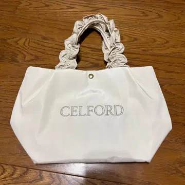 CELFORD 셀포드 플룸 프릴 라메 자수 토트백 S