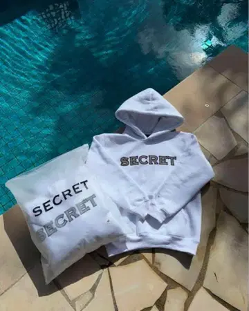 SECRET 셋업 화이트 xl 선착순