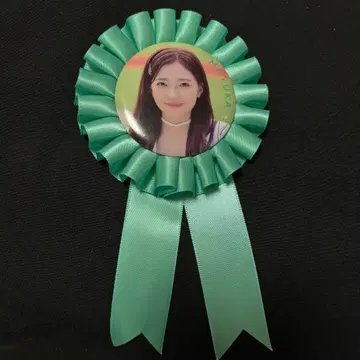 NiziU 마유카 로제트 캔뱃지