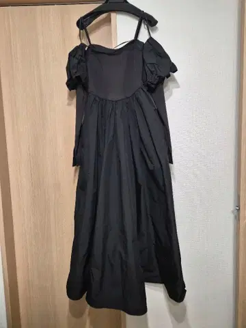 MAISON SPECIAL 블랙 롱 원피스