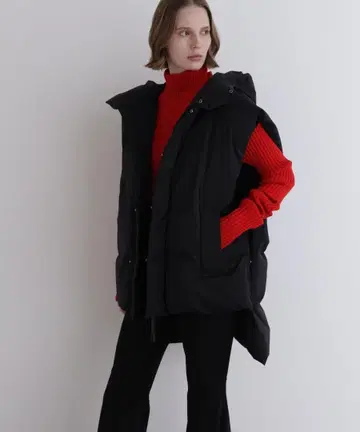 르 필 박스 실루엣 다운 베스트