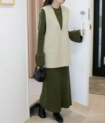 디스코트 베스트 포함 리브 니트 셋업