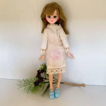 22cm 인형 옷 갈아입기 의류 아웃핏 레트로 드레스 레이스 인형 옷