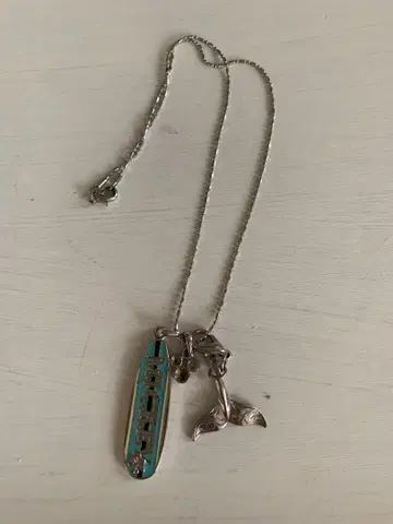 디즈니 미키 하와이안 목걸이 실버 고래꼬리 서핑보드