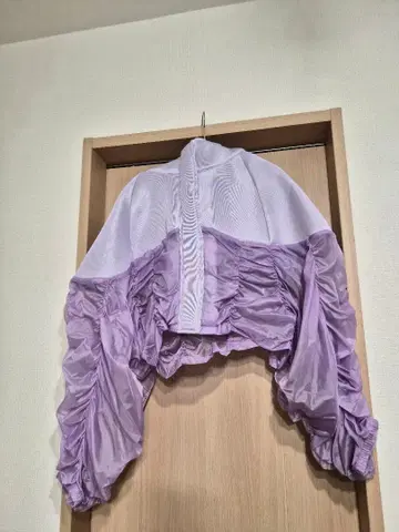 아우라 아이라 시어 개더 숏 블루종