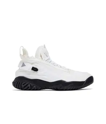 화이트 하이컷 스포츠 스니커즈