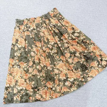 플레어 스커트 L~LL 사이즈 그레이 오렌지 꽃무늬 허리밴딩