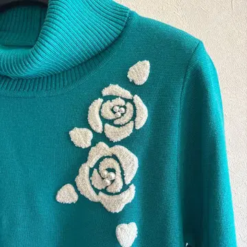 갤러리 비스콘티 니트 튜닉 미사용