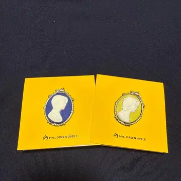 Mrs. GREEN APPLE 실루엣 핀 배지 2종 세트